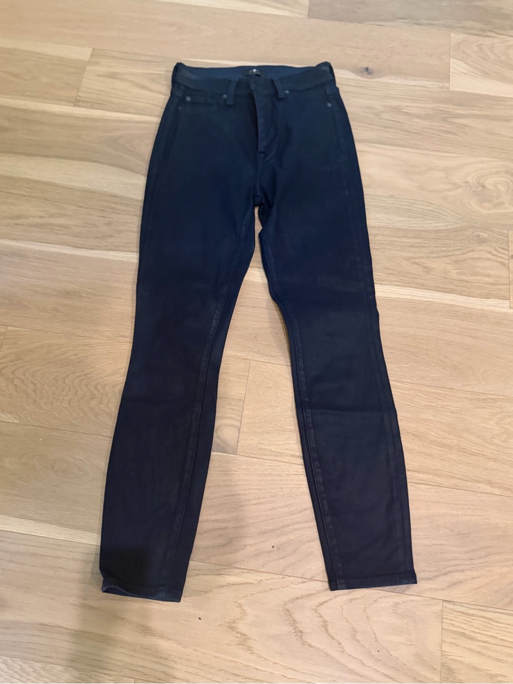 7 For All Mankind Skinny Jeans in coated navy